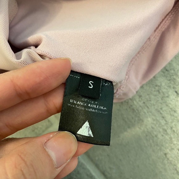 ✨SOLD✨ Balance Athletica Bras - Picture 9 of 13